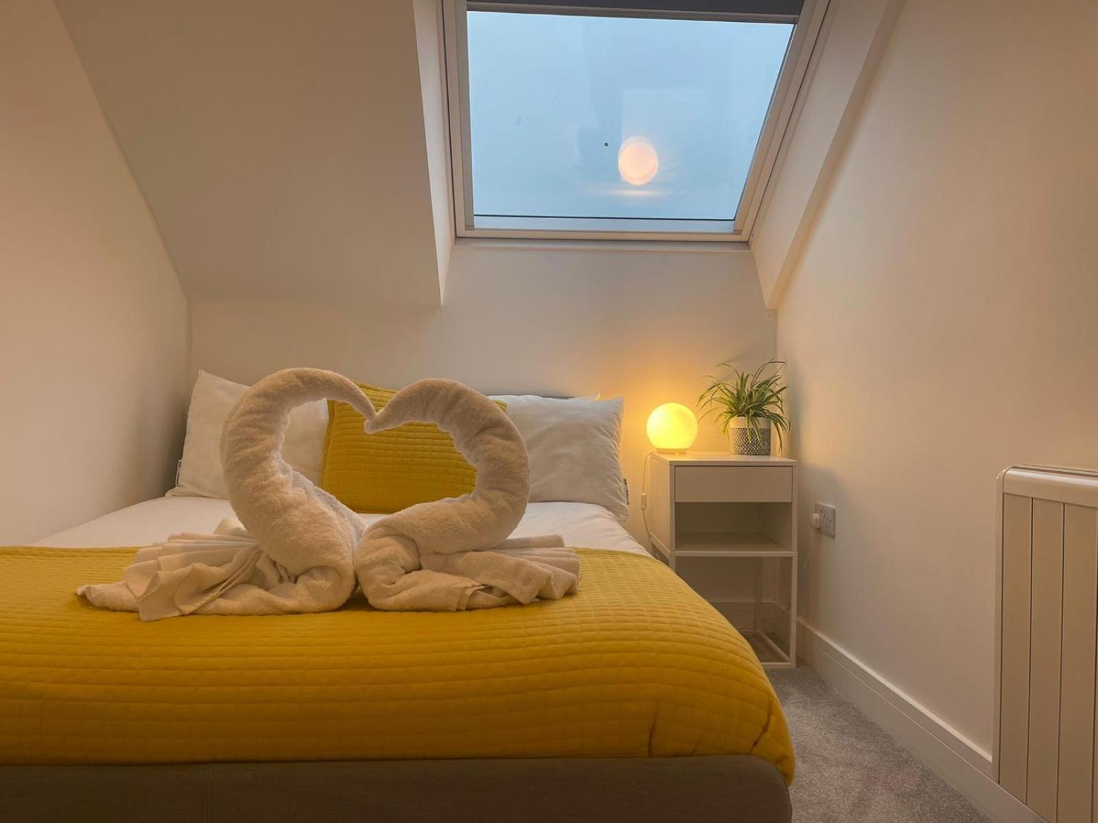شقة Stunning Penthouse In Penzance "Amazing Sea Views" المظهر الخارجي الصورة