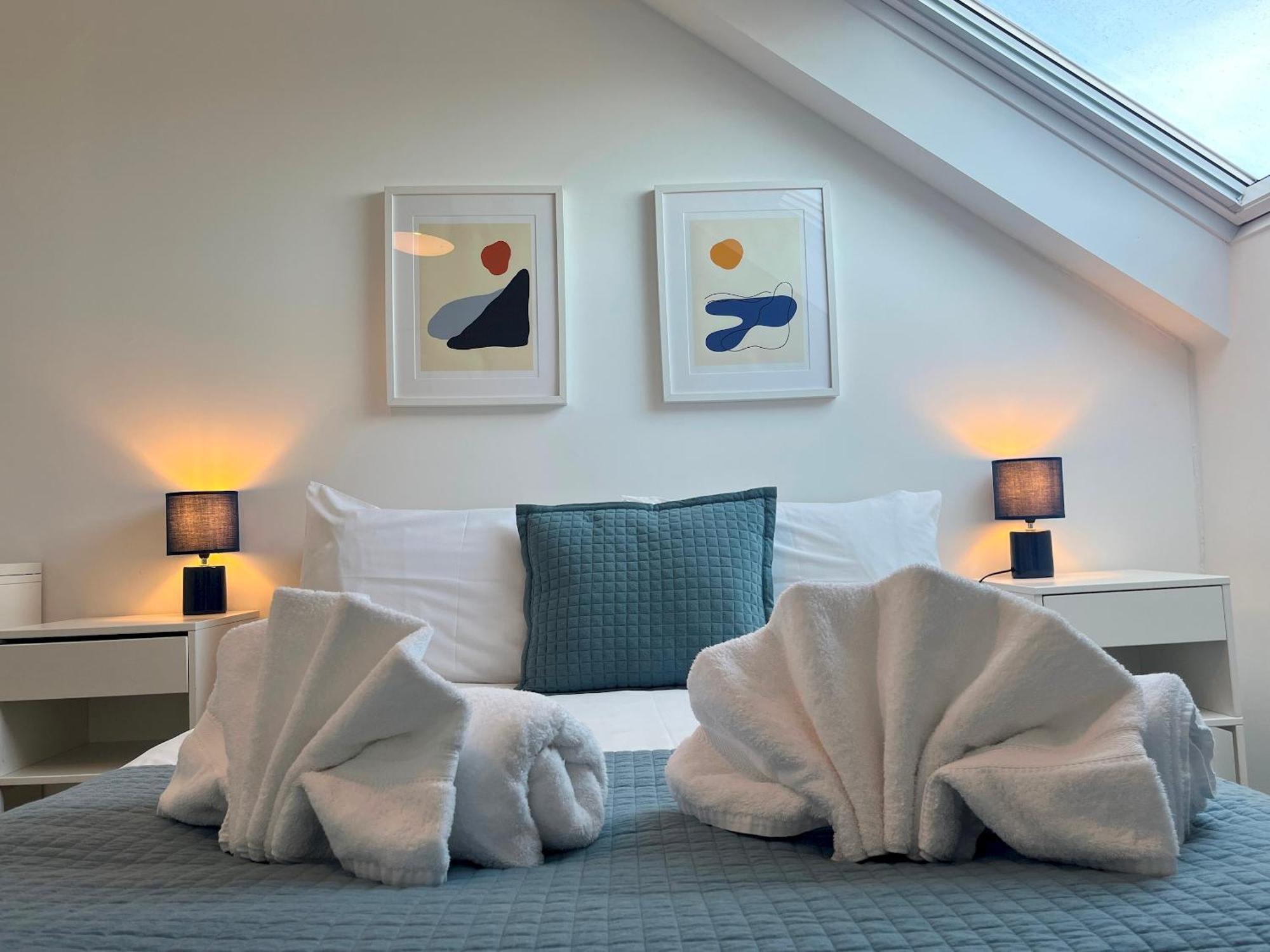 شقة Stunning Penthouse In Penzance "Amazing Sea Views" المظهر الخارجي الصورة