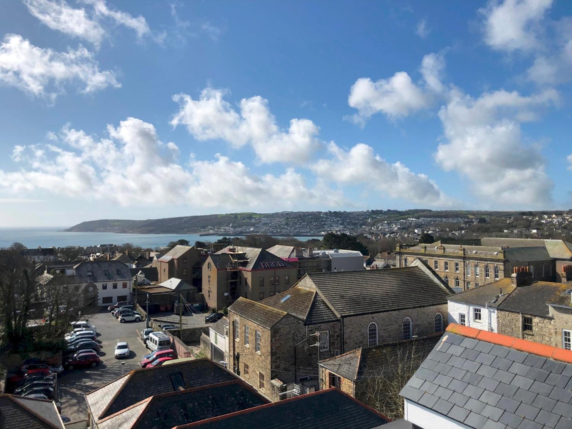 شقة Stunning Penthouse In Penzance "Amazing Sea Views" المظهر الخارجي الصورة